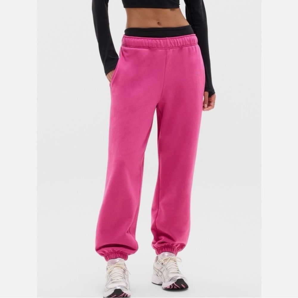 NWT Athleta Forever Fleece High Rise Joggers